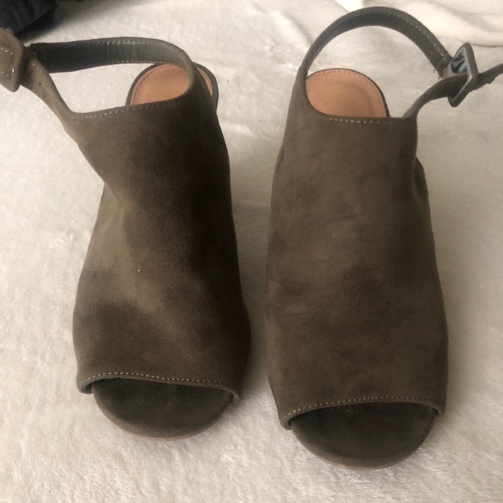 NY&CO Sling back chunky heels